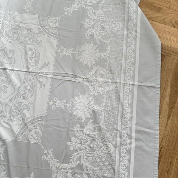 GARNIER-THIEBAUT france
100% COTON-COTTON BAUMWOLLE Tablecloth 74” - Picture 9 of 15